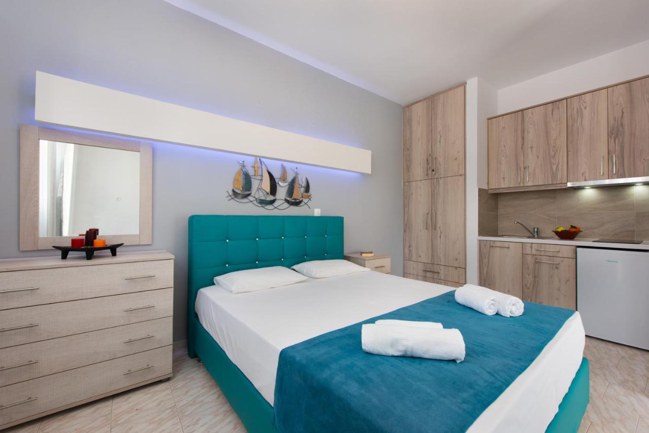 Theodora Rooms Kamares  Exterior foto