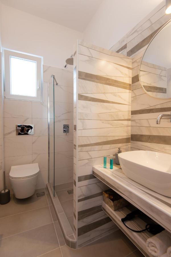 Theodora Rooms Kamares  Exterior foto